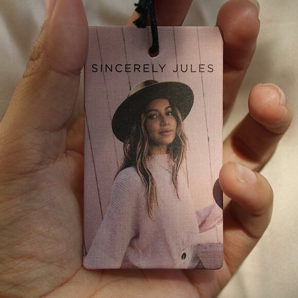 'Sincerely Jules' NWT beige satin jogger pants - Picture 8 of 8